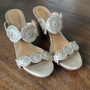 Jack Rogers platinum gold wedges size 7.5